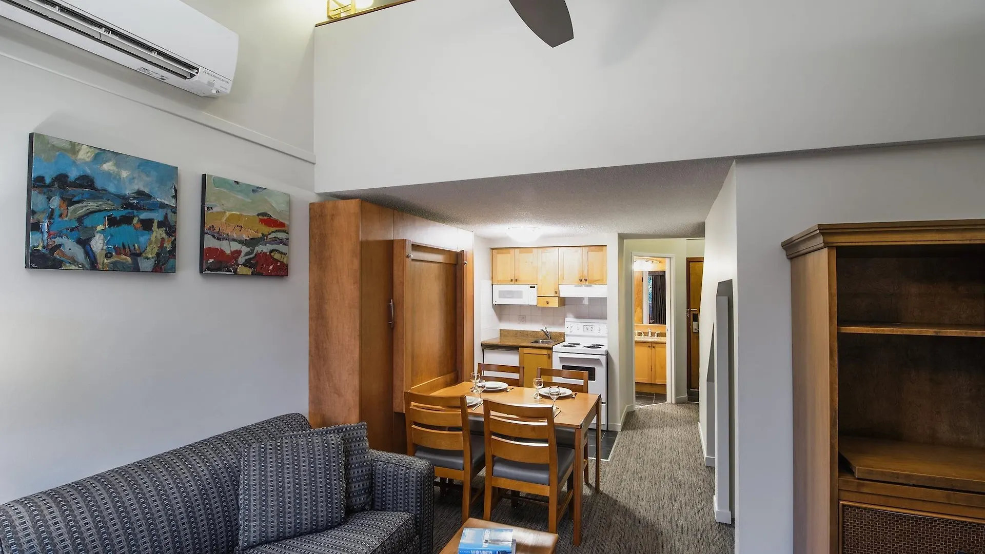 Whistler Village Inn & Suites