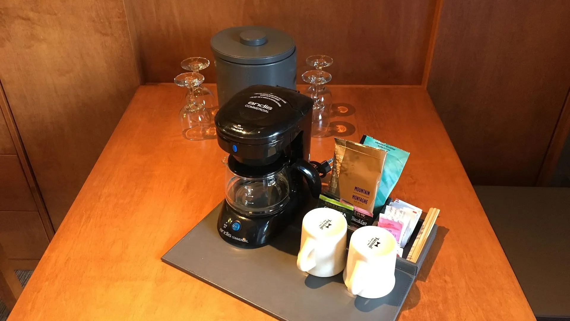 Whistler Village Inn & Suites Canada