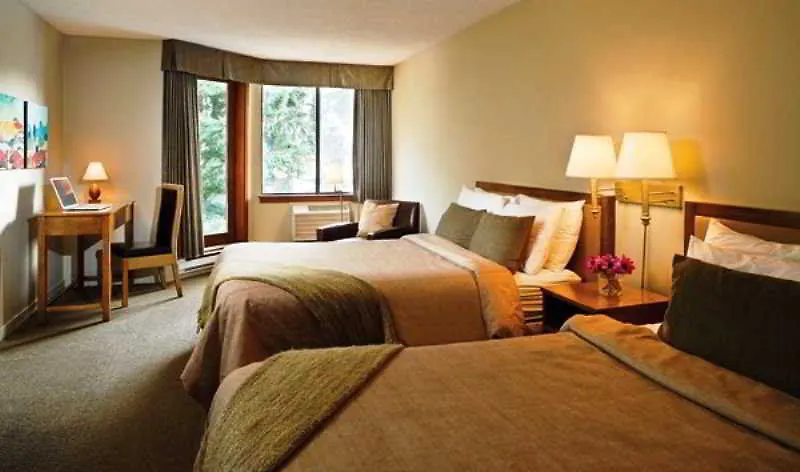 Whistler Village Inn & Suites Canada