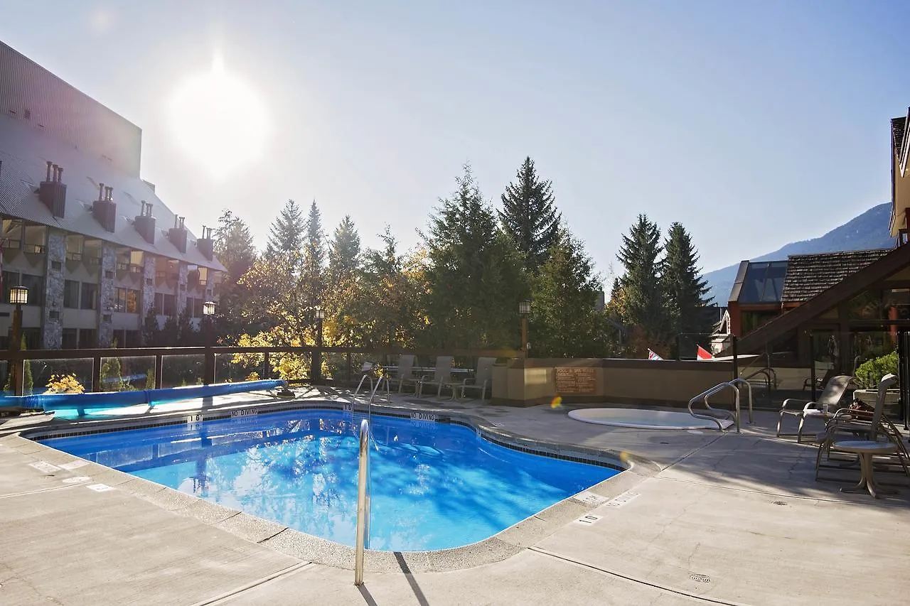 Отель Whistler Village Inn & Suites