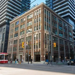 Hotel Sutton Place ****